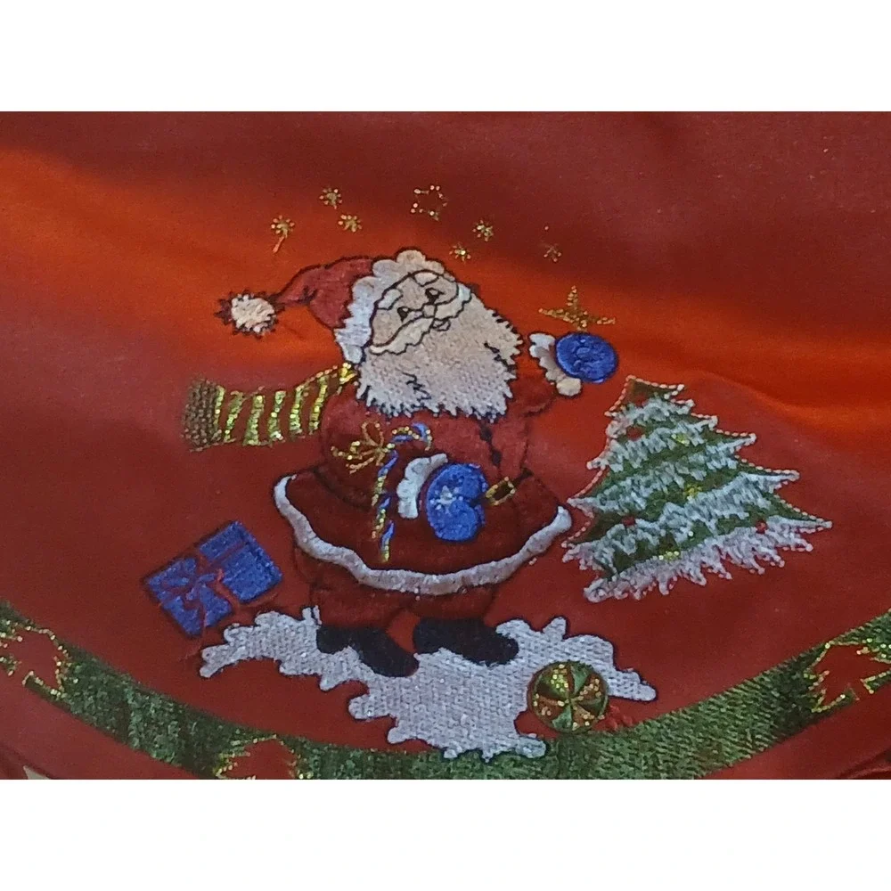 NEW Christmas Tree Santa Claus‎ Embroidered Scalloped Valance